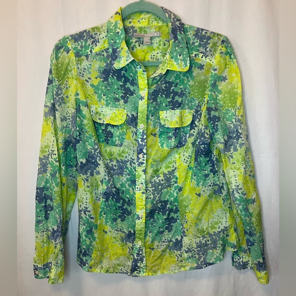 Old Navy Women’s Lightweight Button Down - Picture 1 of 4